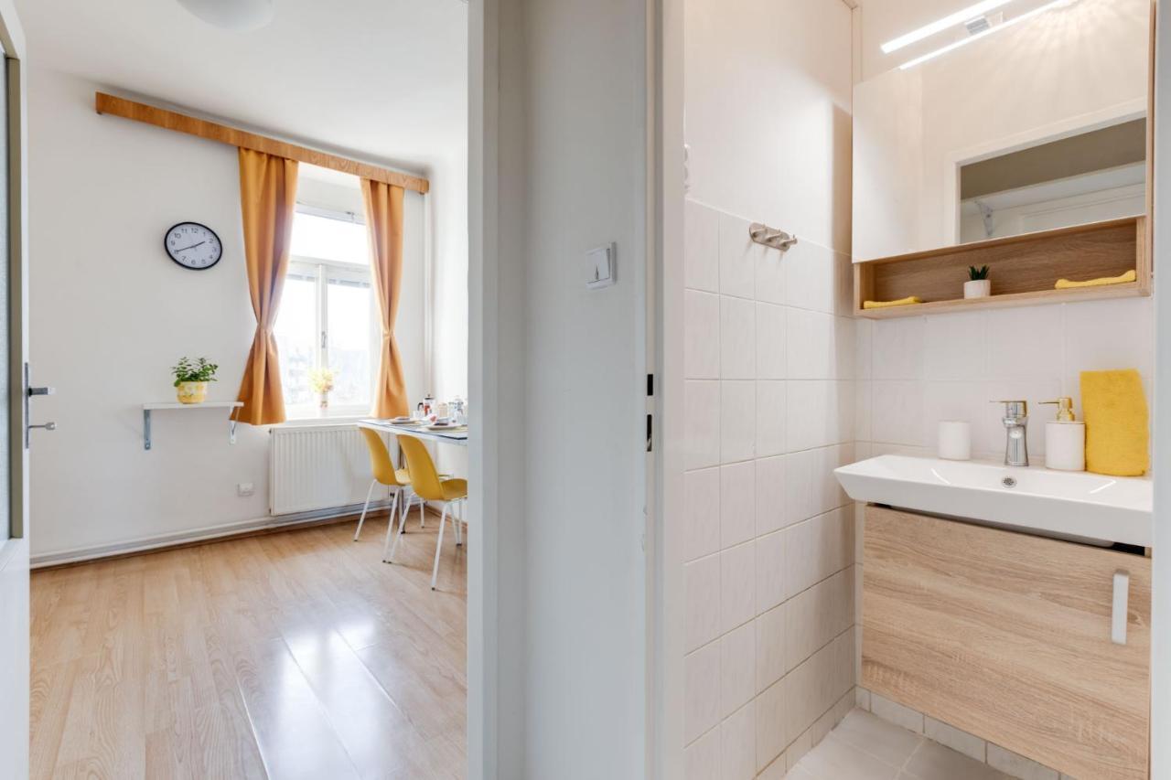 Sunshine Apartment Near The City Center Prag Dış mekan fotoğraf