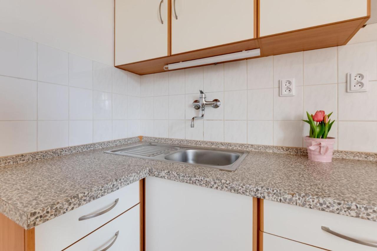Sunshine Apartment Near The City Center Prag Dış mekan fotoğraf